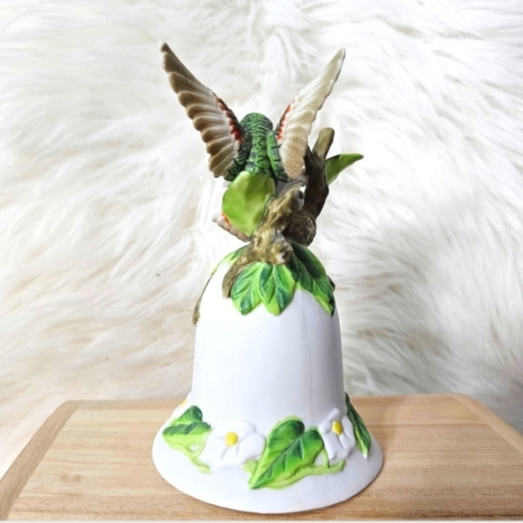 Collectible Green Hummingbird White Flower Nature Garden Porcelain Bell Figurine - Picture 5 of 9